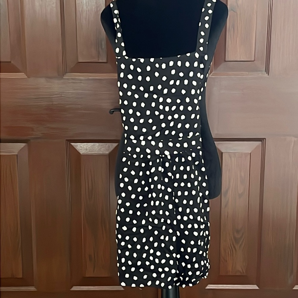 NWT Women’s Medium, black & white rayon shorts overalls.